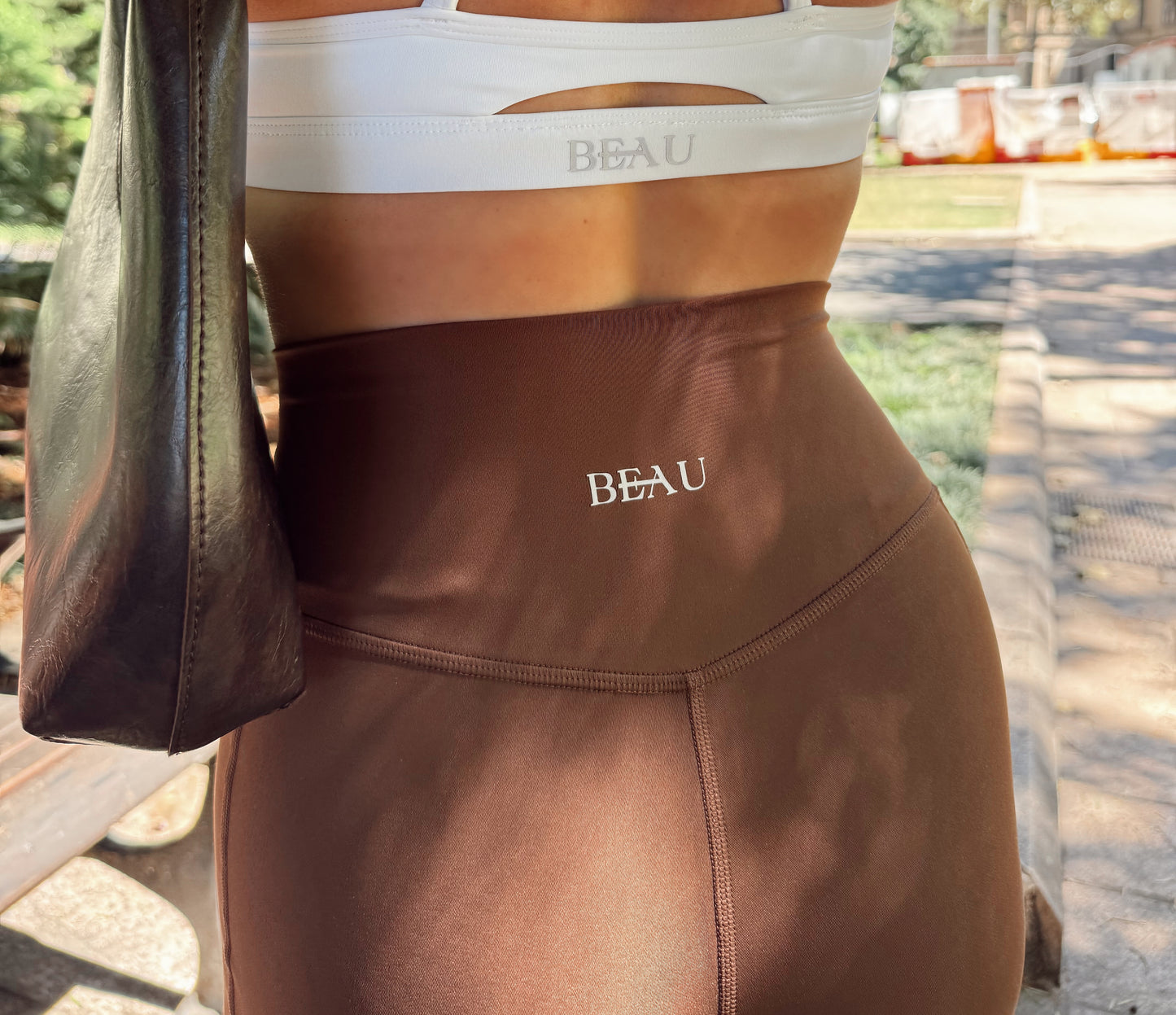 The Silhouette Collection Leggings: Chestnut