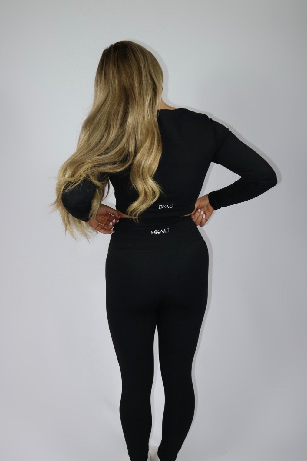 The Staple Collection Leggings: Matte Black