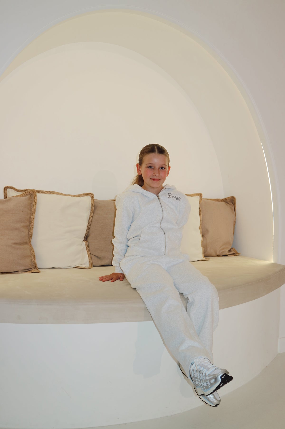 Beau Youth Lounge Straight Leg Sweatpants: Grey